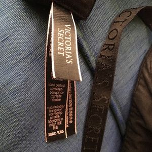 VS Victoria Secret- 38DD BLK Bra